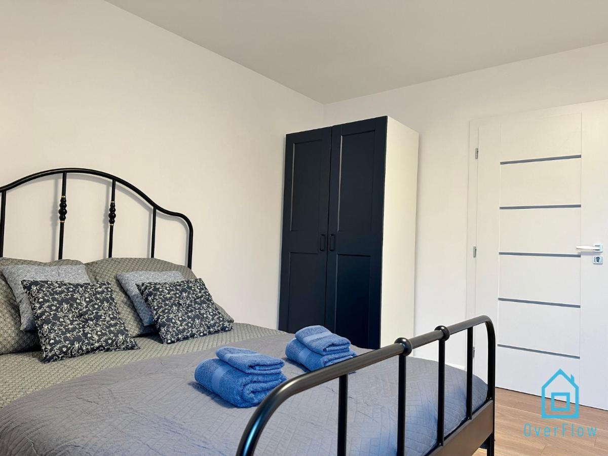 Hel Apartment- Tranquil Retreat, 15 Minutes To The Sea & Gdansk Center * Borkowo (Gdansk)