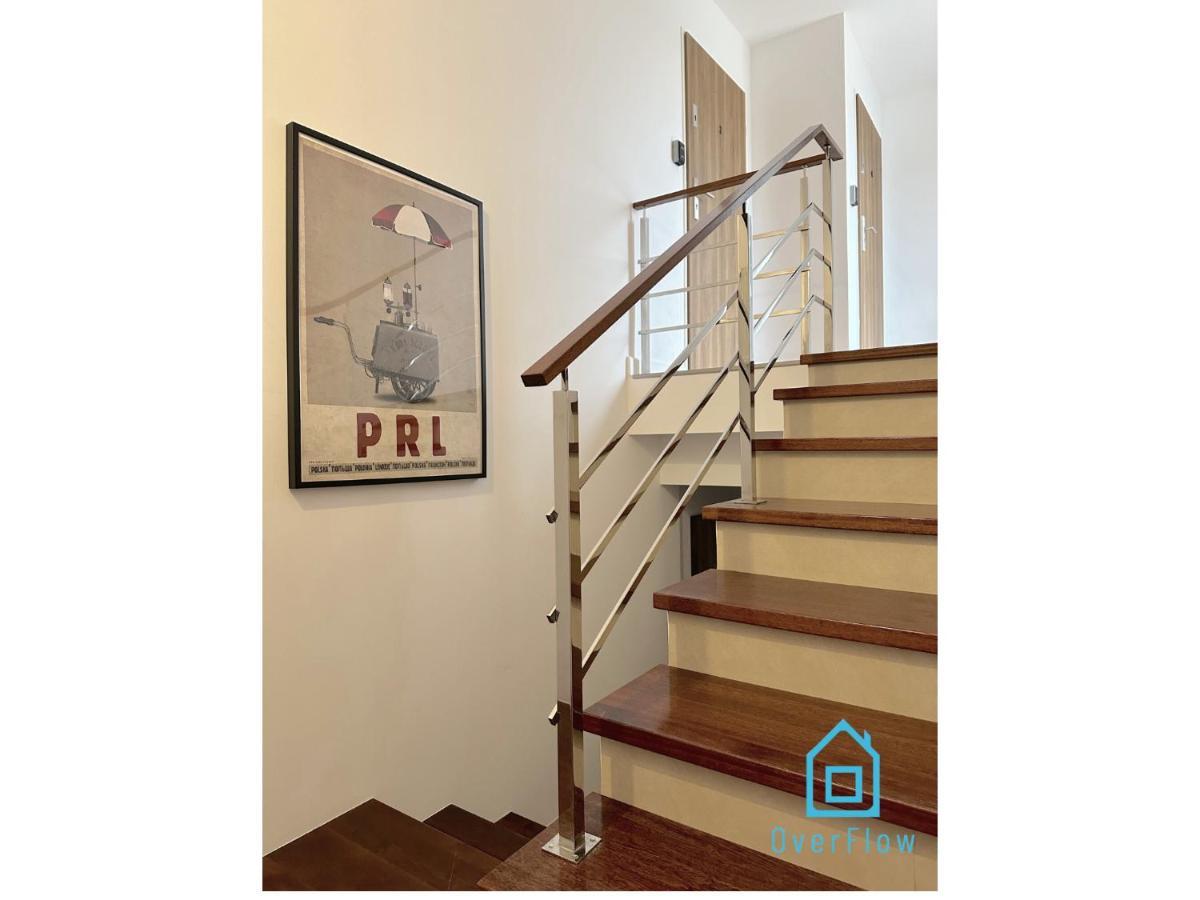 Hel Apartment- Tranquil Retreat, 15 Minutes To The Sea & Gdansk Center Apartment *