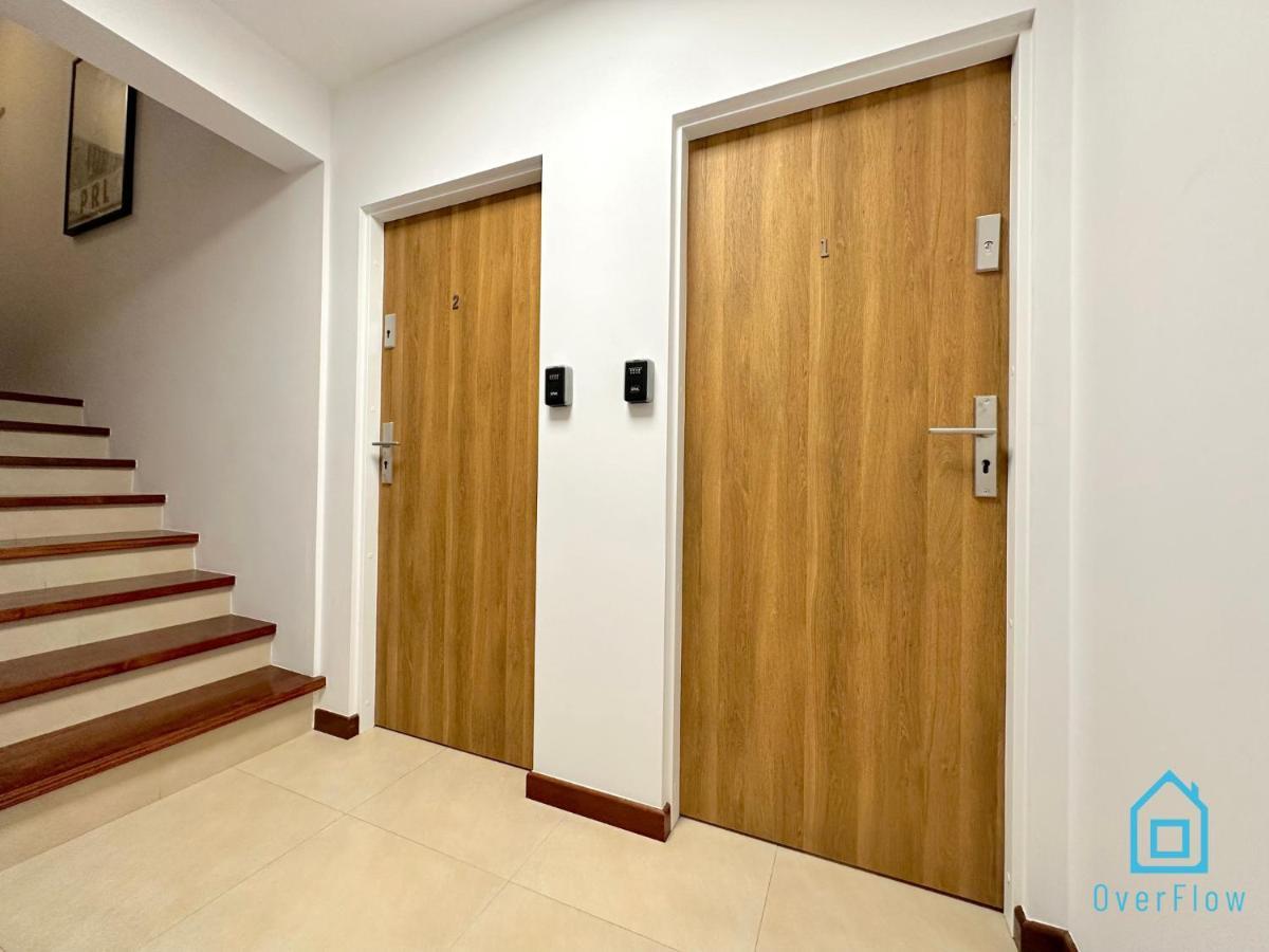 Hel Apartment- Tranquil Retreat, 15 Minutes To The Sea & Gdansk Center Apartment